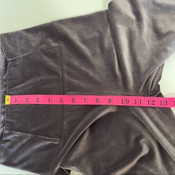 Aritzia Wilfred Daria Velvet Leggings Size Small - Picture 9 of 10